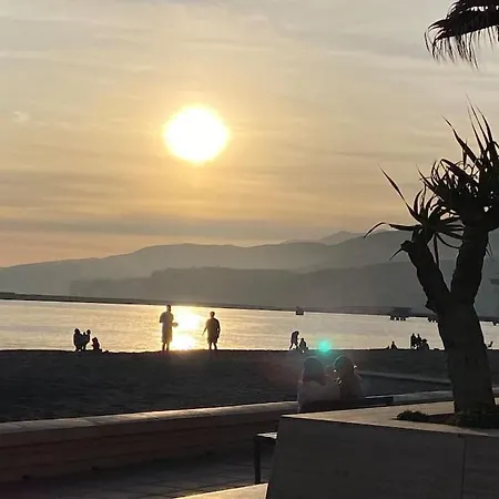 Apartment Casa Del Mar Luxury. Primera Linea De Playa Almeria